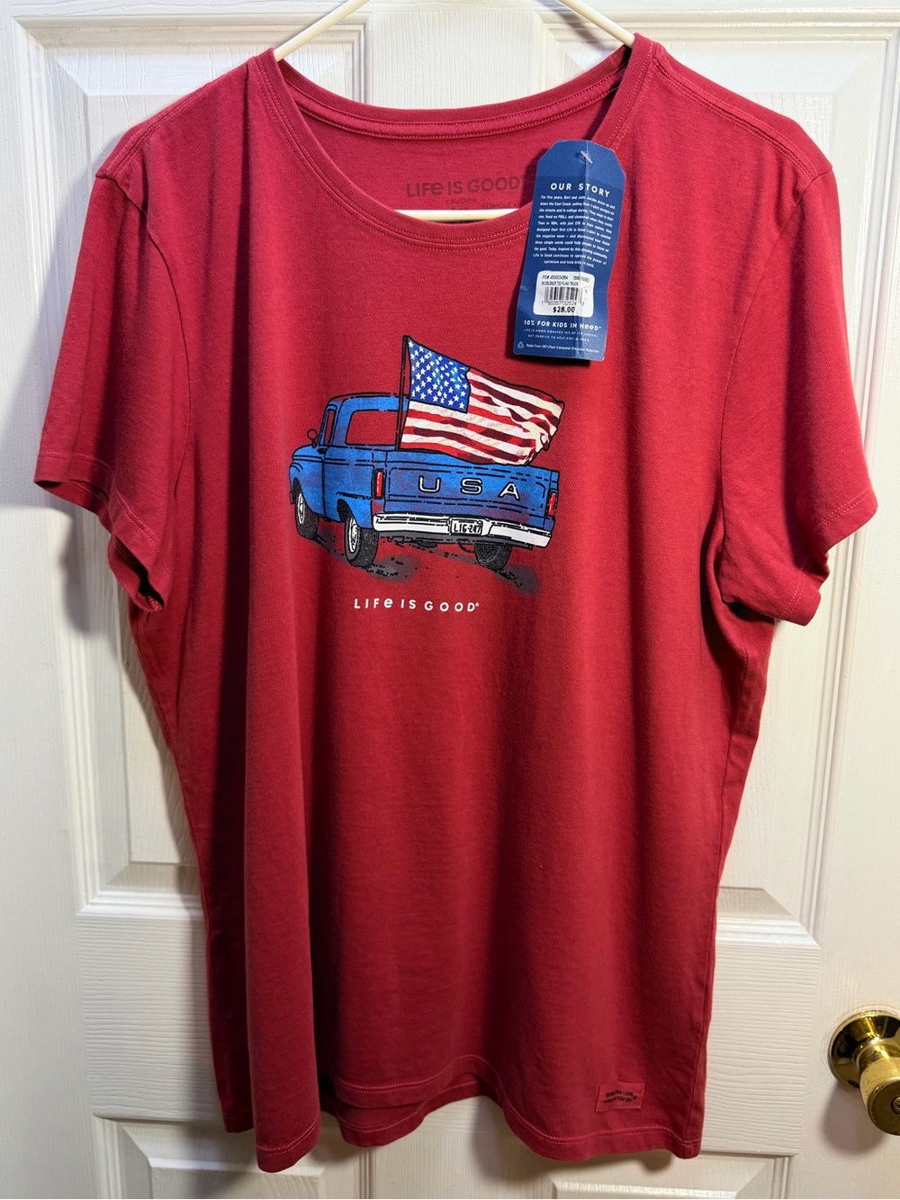 Life Is Good Red Short-Sleeve Tee with Blue Truck & American Flag 100% Cotton - Picture 1 of 4